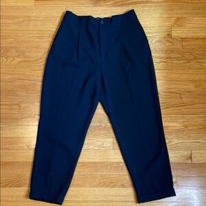 Zara Black Ankle & Cropped Pants. Size M